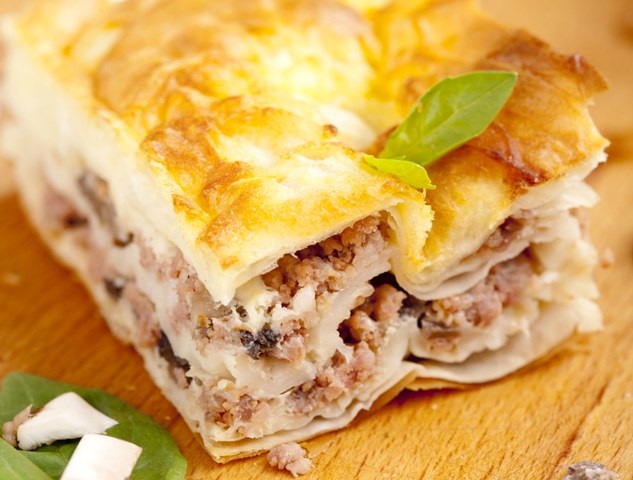 Баница с гъби, кайма и кашкавал | Рецепти за вкусни ястия